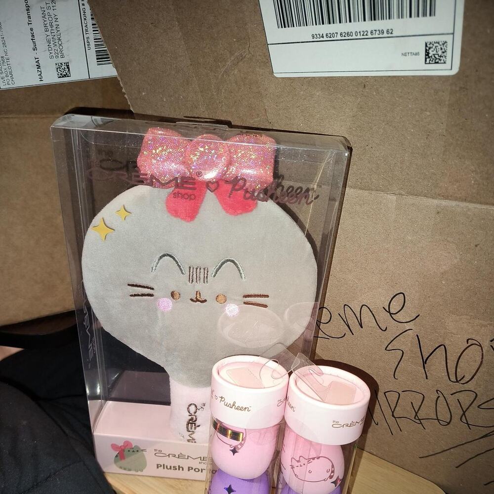 Creme de la mer pusheen